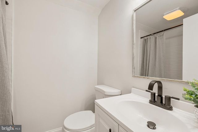 1329 BRENT ST, Fredericksburg, VA 22401