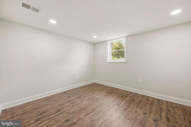 1329 BRENT ST, Fredericksburg, VA 22401