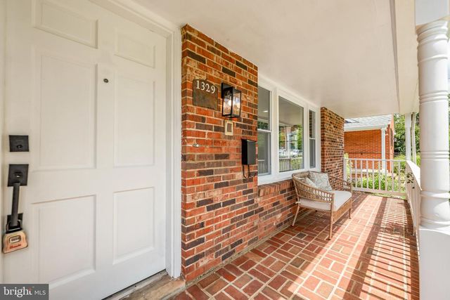 1329 BRENT ST, Fredericksburg, VA 22401