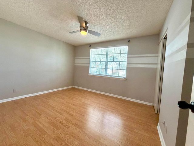 5662 NW 99TH Way, Coral Springs, FL 33076