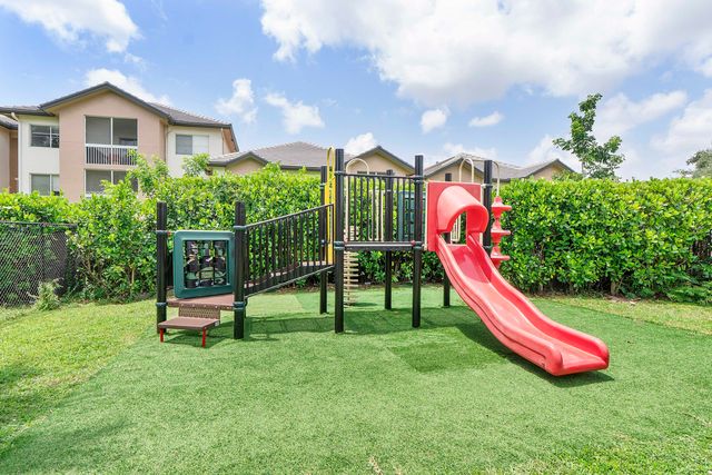 5662 NW 99TH Way, Coral Springs, FL 33076