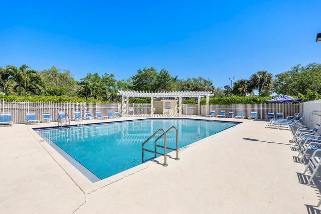 5662 NW 99TH Way, Coral Springs, FL 33076