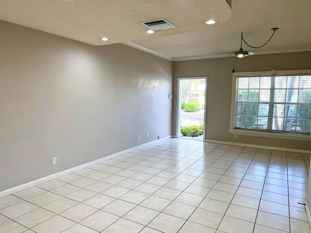 5662 NW 99TH Way, Coral Springs, FL 33076