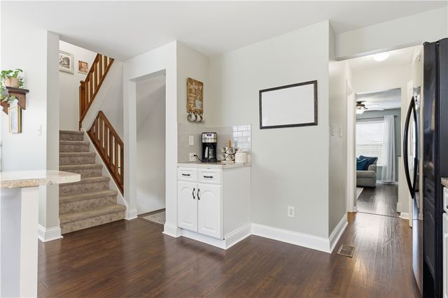 137 OLD VILLAGE LANE, Bethel Park, PA 15102