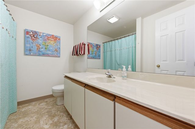 137 OLD VILLAGE LANE, Bethel Park, PA 15102