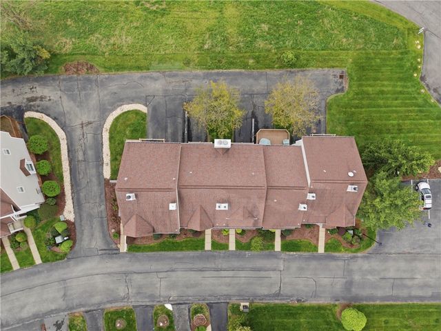 137 OLD VILLAGE LANE, Bethel Park, PA 15102