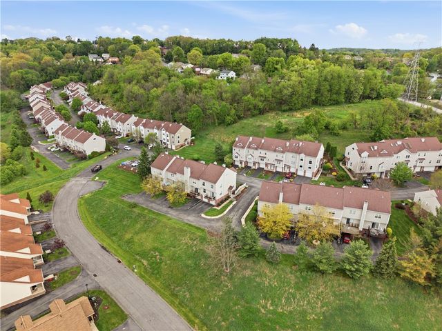 137 OLD VILLAGE LANE, Bethel Park, PA 15102
