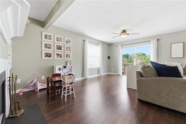 137 OLD VILLAGE LANE, Bethel Park, PA 15102