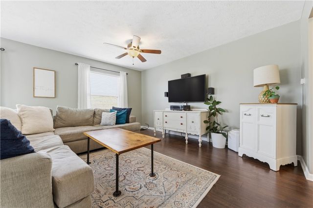 137 OLD VILLAGE LANE, Bethel Park, PA 15102