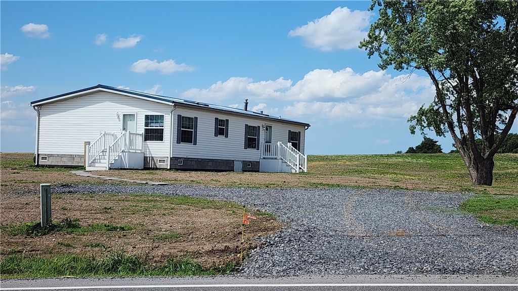 3858 State Route 488, Hopewell, NY 14424