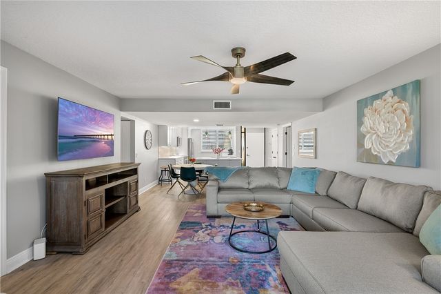 1825 Tarpon Lane H106, Vero Beach, FL 32960