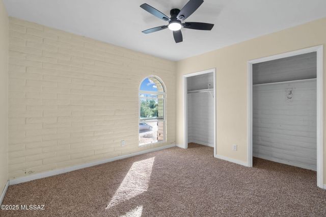 1852 W Caravelle Road, Tucson, AZ 85713