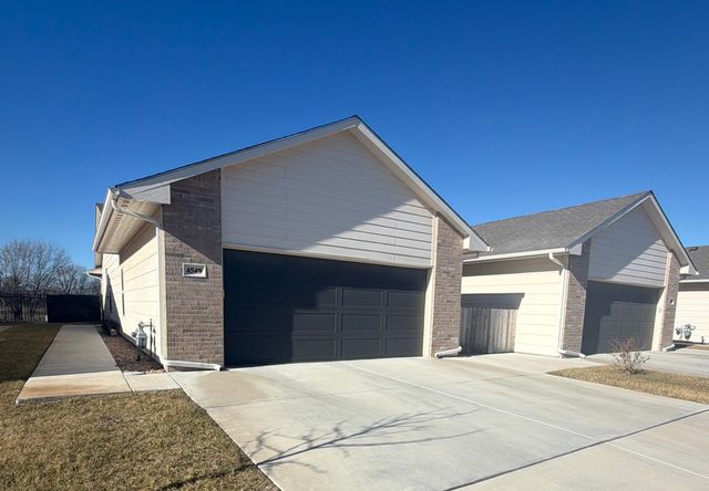 4551-4549 N Sandplum St, Wichita, KS 67205