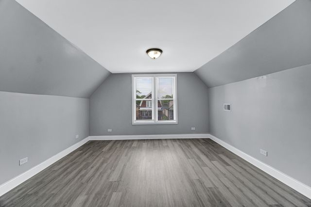 6825 S WINCHESTER Avenue, Chicago, IL 60636