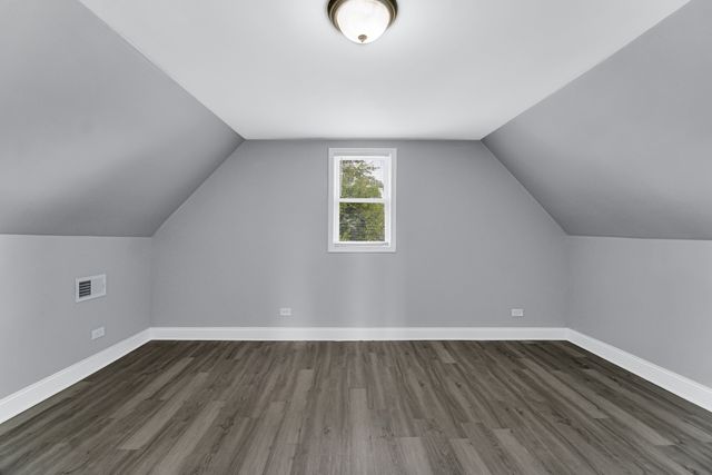 6825 S WINCHESTER Avenue, Chicago, IL 60636