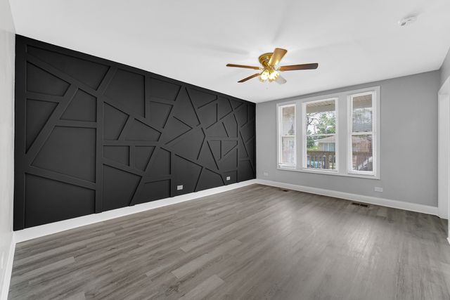 6825 S WINCHESTER Avenue, Chicago, IL 60636