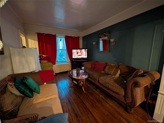 90-46 76th Street, Woodhaven, NY 11421