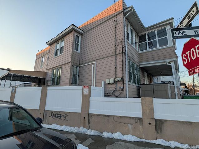 90-46 76th Street, Woodhaven, NY 11421