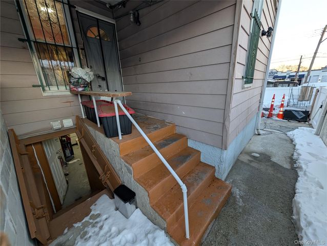 90-46 76th Street, Woodhaven, NY 11421