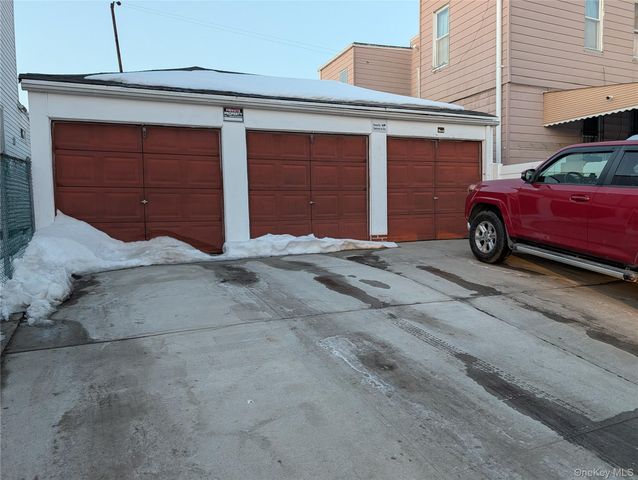 90-46 76th Street, Woodhaven, NY 11421