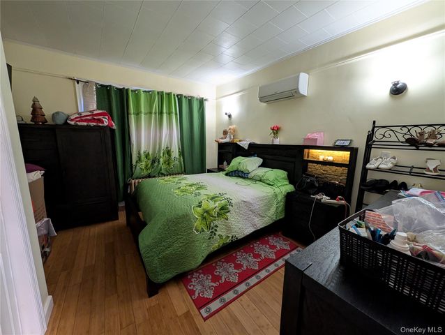 90-46 76th Street, Woodhaven, NY 11421