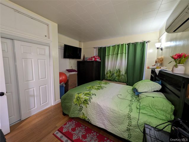 90-46 76th Street, Woodhaven, NY 11421