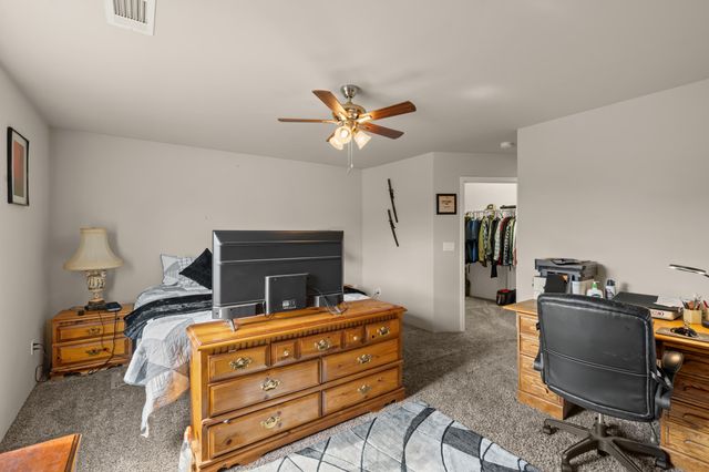 628 Barton Road, Eagle Point, OR 97524