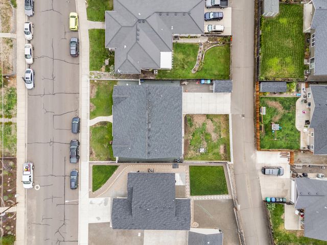 628 Barton Road, Eagle Point, OR 97524