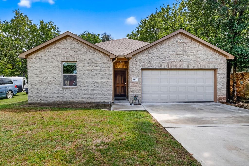4023 1st Street, Brookshire, TX 77423