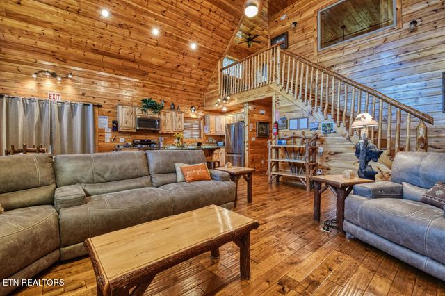 1607 Ridgecrest Drive, Sevierville, TN 37876