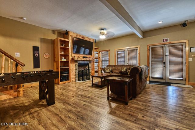 1607 Ridgecrest Drive, Sevierville, TN 37876