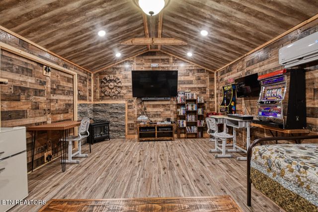 1607 Ridgecrest Drive, Sevierville, TN 37876