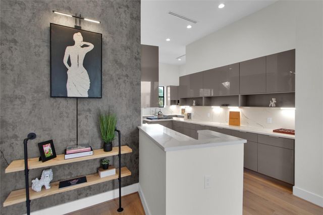 5907 Winsome Lane B, Houston, TX 77057