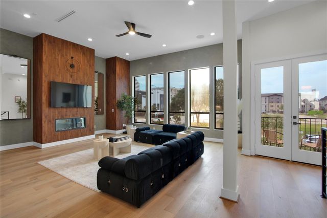 5907 Winsome Lane B, Houston, TX 77057