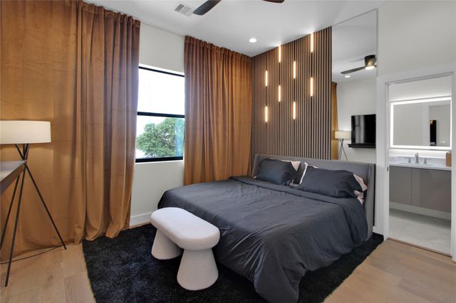 5907 Winsome Lane B, Houston, TX 77057