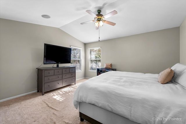 735 Royal Glen Drive, Cary, IL 60013