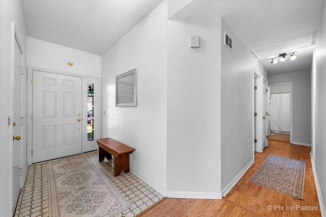 735 Royal Glen Drive, Cary, IL 60013