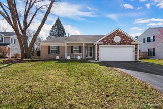 735 Royal Glen Drive, Cary, IL 60013