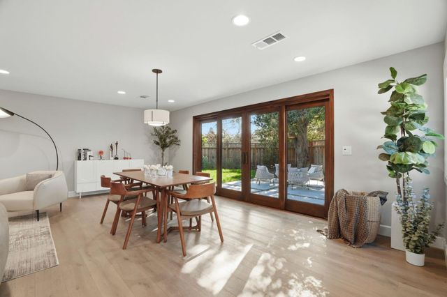 1677 Middleton Avenue, Los Altos, CA 94024