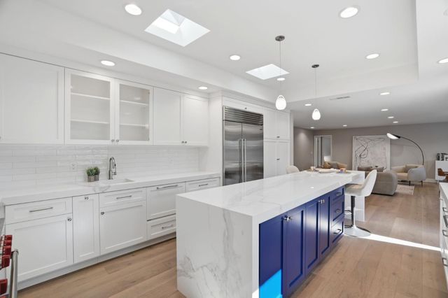 1677 Middleton Avenue, Los Altos, CA 94024