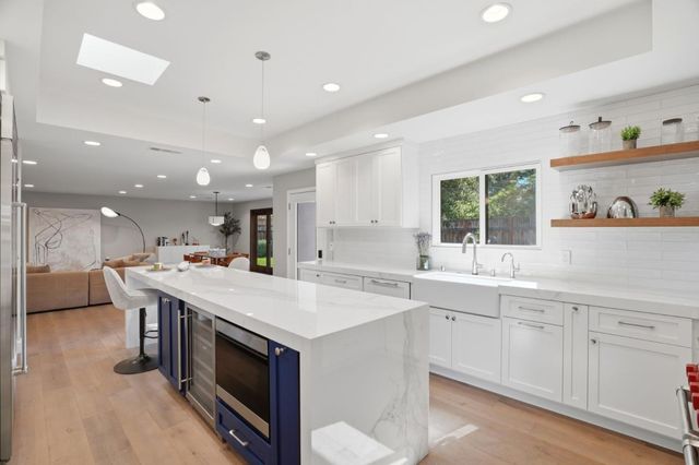 1677 Middleton Avenue, Los Altos, CA 94024