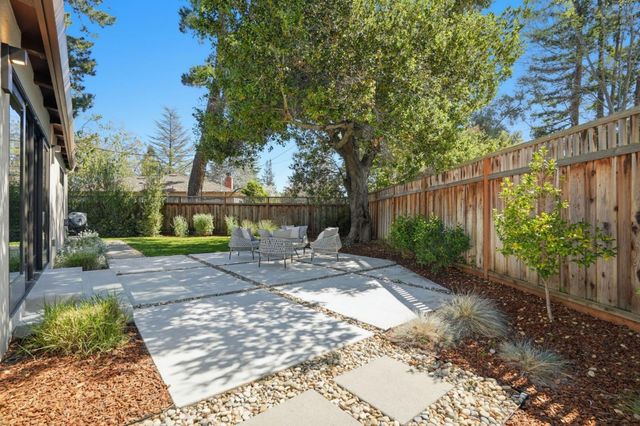 1677 Middleton Avenue, Los Altos, CA 94024