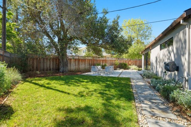 1677 Middleton Avenue, Los Altos, CA 94024