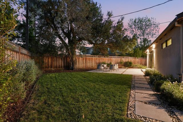 1677 Middleton Avenue, Los Altos, CA 94024
