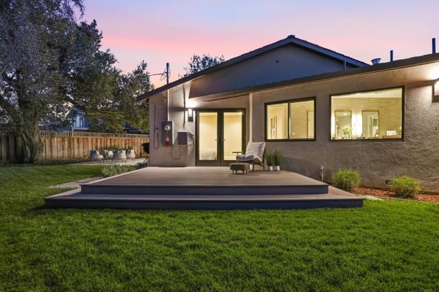 1677 Middleton Avenue, Los Altos, CA 94024