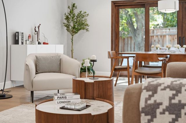 1677 Middleton Avenue, Los Altos, CA 94024