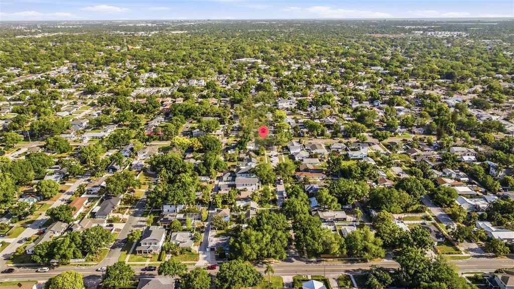 Image 42 of property listing at 1100 32ND AVENUE N, St Petersburg, FL 33704