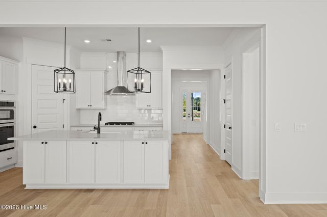 1007 Beauvoir Drive NW, Calabash, NC 28467