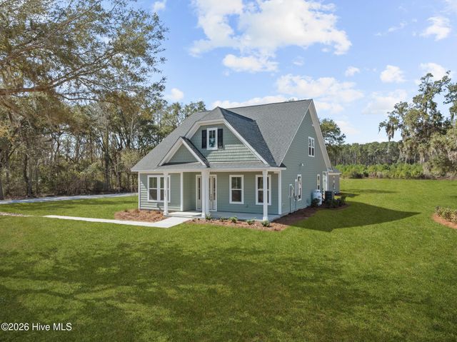 1007 Beauvoir Drive NW, Calabash, NC 28467