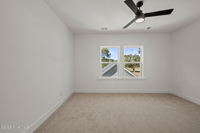 1007 Beauvoir Drive NW, Calabash, NC 28467